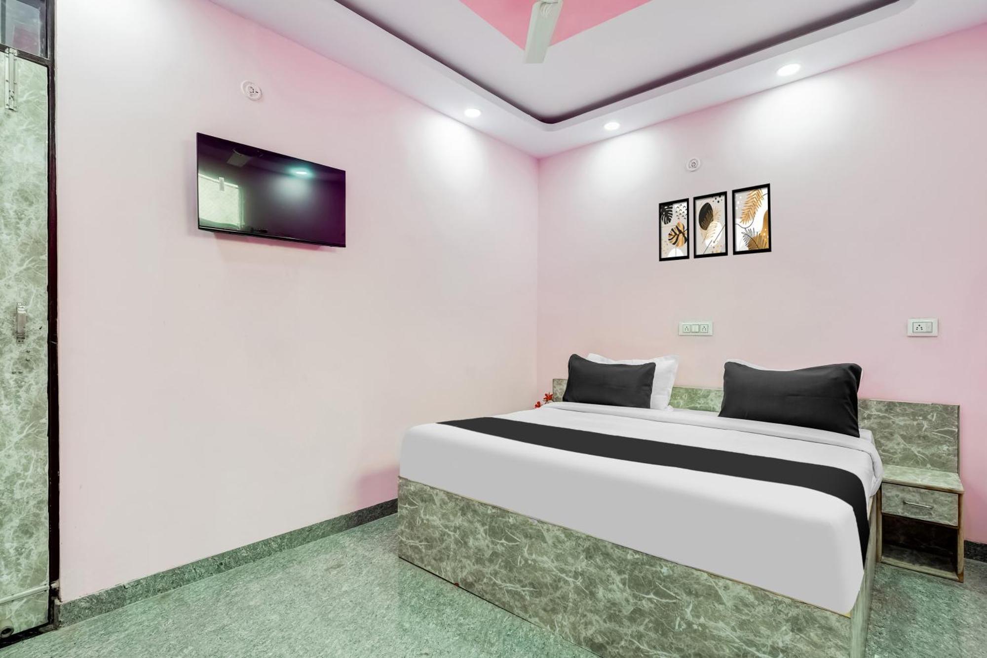 Hotel O Govind Residency นิวเดลี ภายนอก รูปภาพ