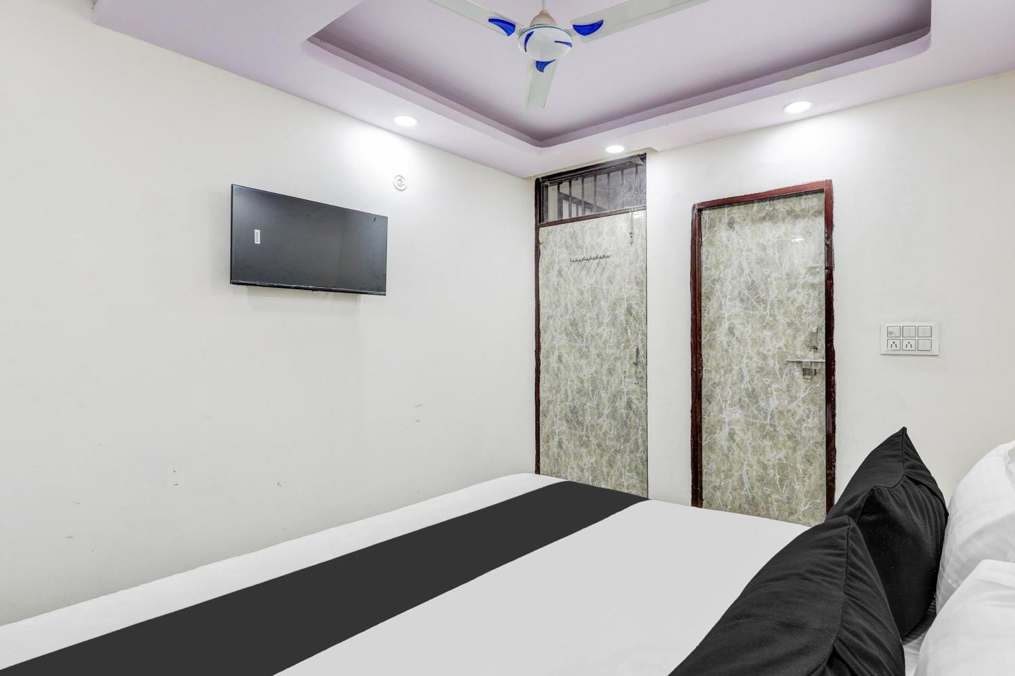 Hotel O Govind Residency นิวเดลี ภายนอก รูปภาพ